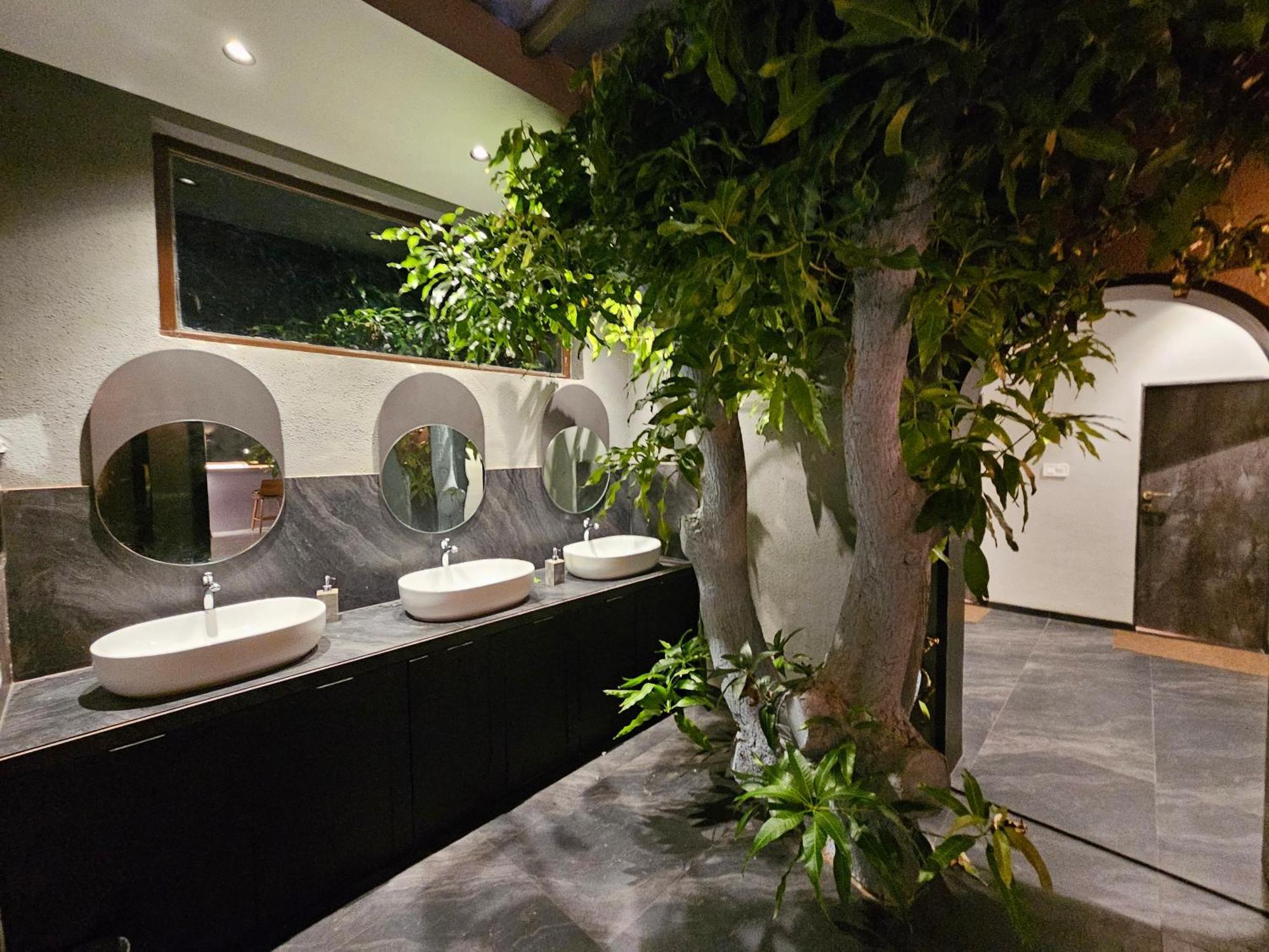 River Estates Luxury Resort & Spa カルジャット エクステリア 写真