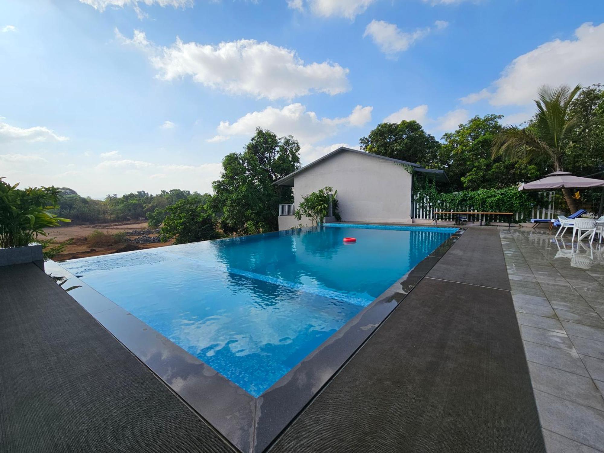 River Estates Luxury Resort & Spa カルジャット エクステリア 写真