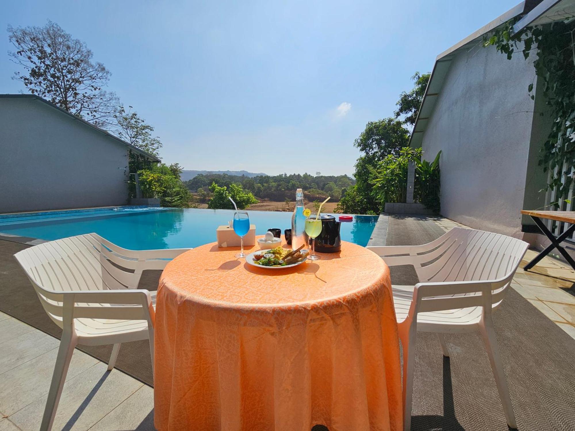 River Estates Luxury Resort & Spa カルジャット エクステリア 写真