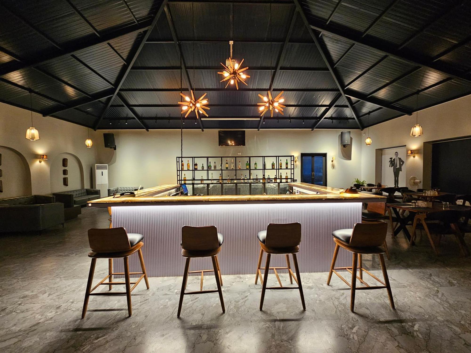 River Estates Luxury Resort & Spa カルジャット エクステリア 写真